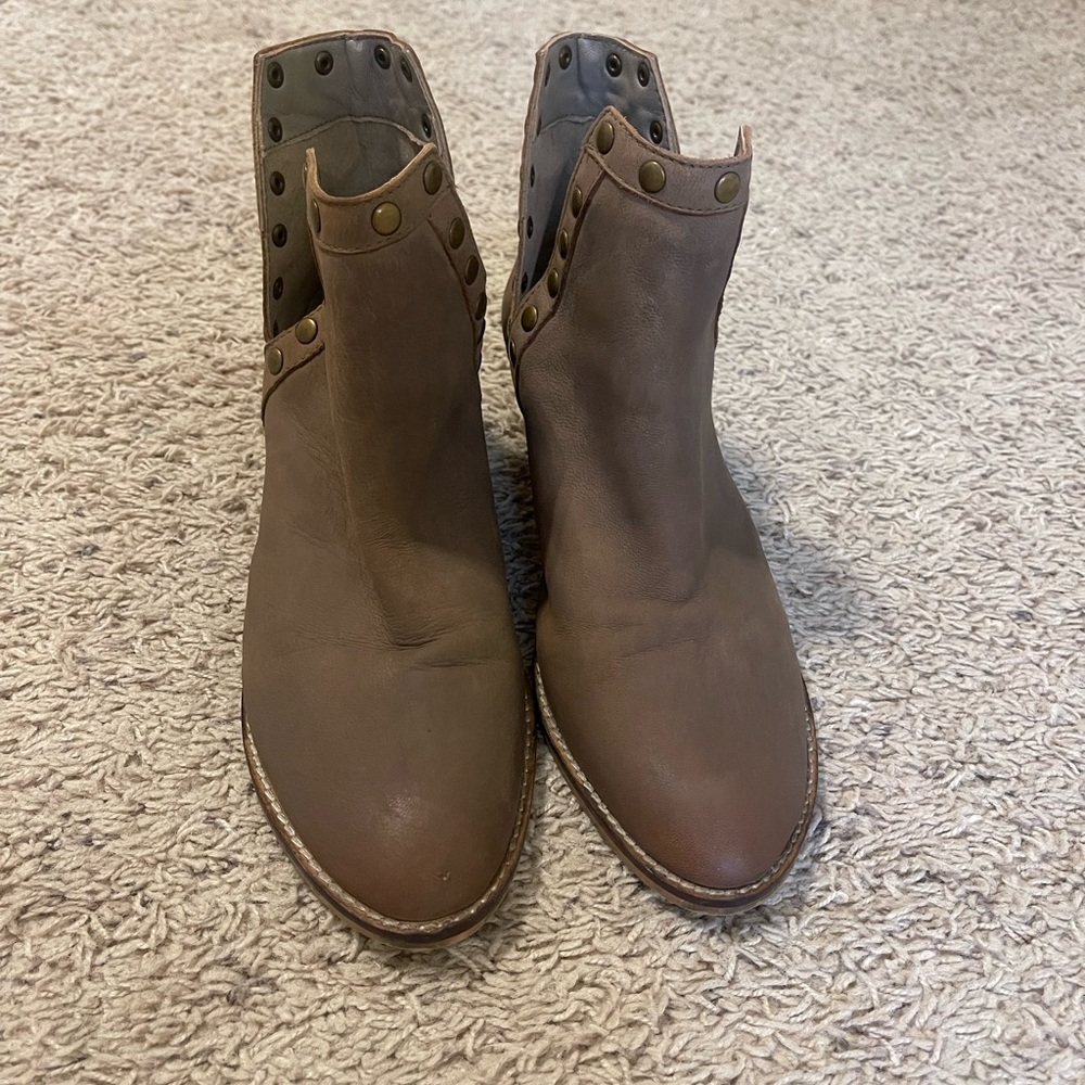 Women’s Booties
